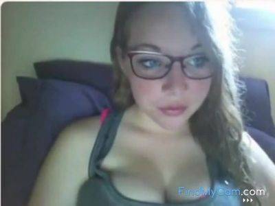 Teen Plays On Cam - hclips