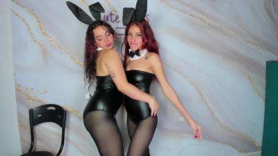 Lesbian bunnies french kiss - hclips - France