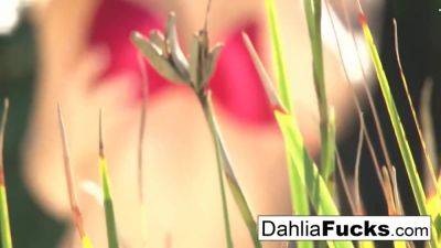 Dahlia Sky - Dahlia Sky In Solo Toy Playtime With - upornia